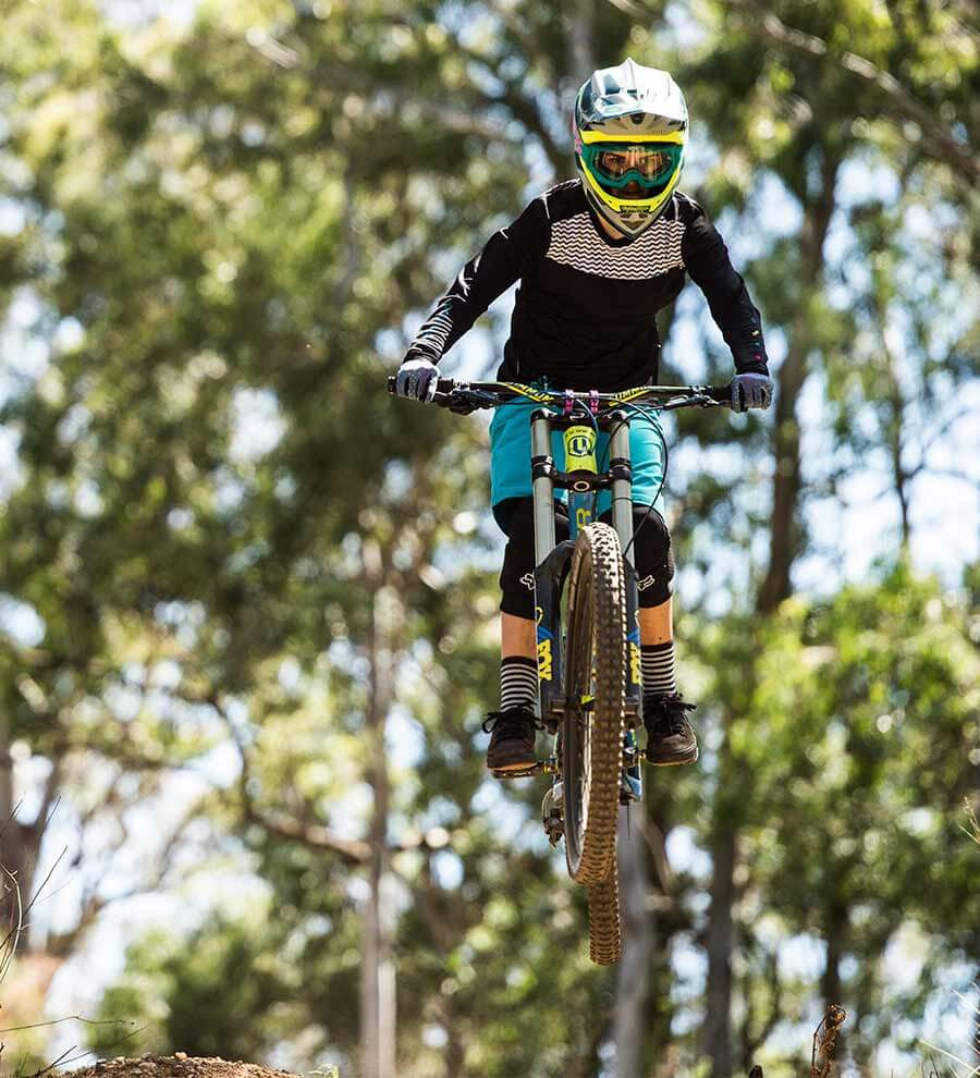 Dharco Women's Gravity Shorts, 2017 - Cycle Closet