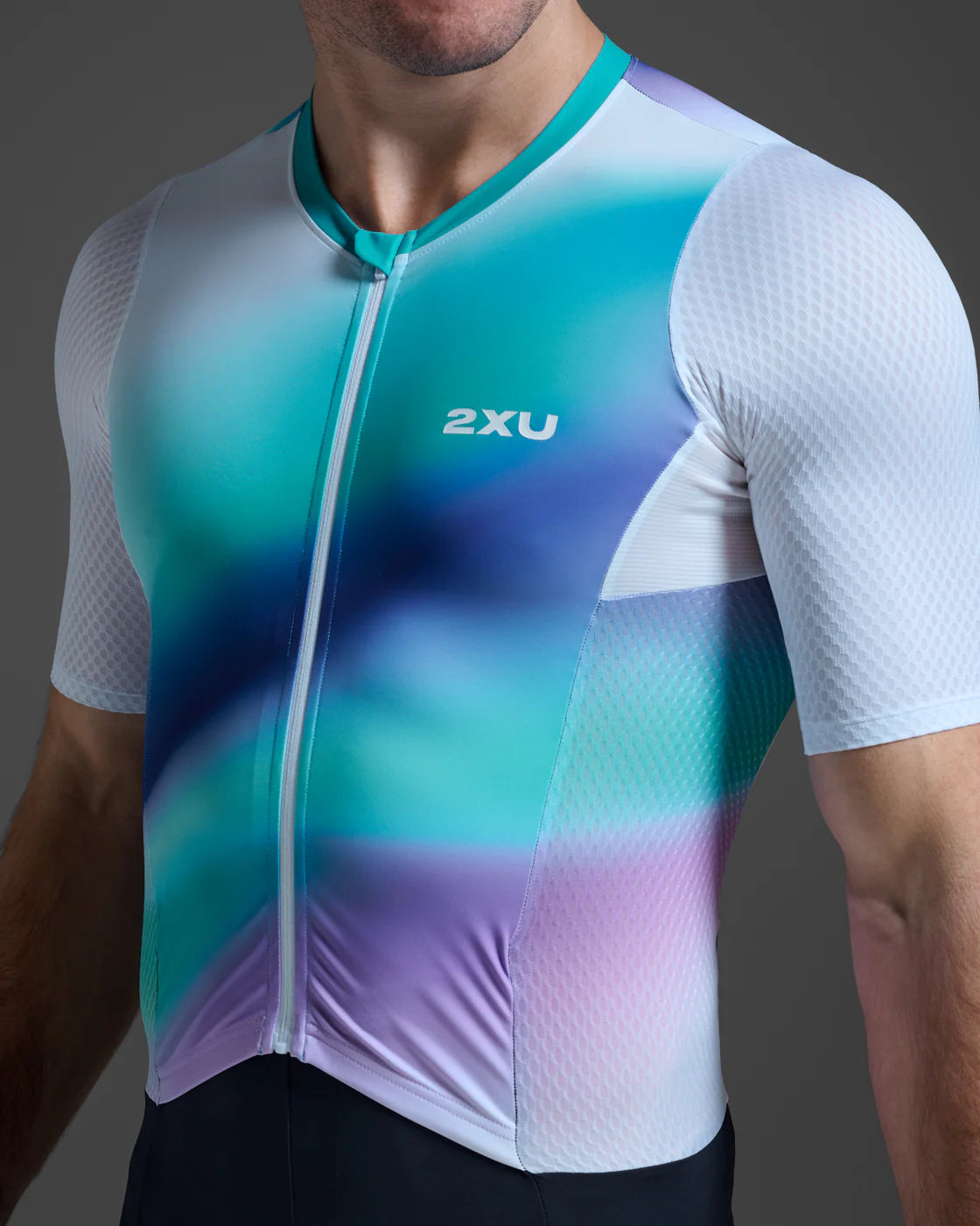 2XU Men's Aero Hex Sleeved Trisuit