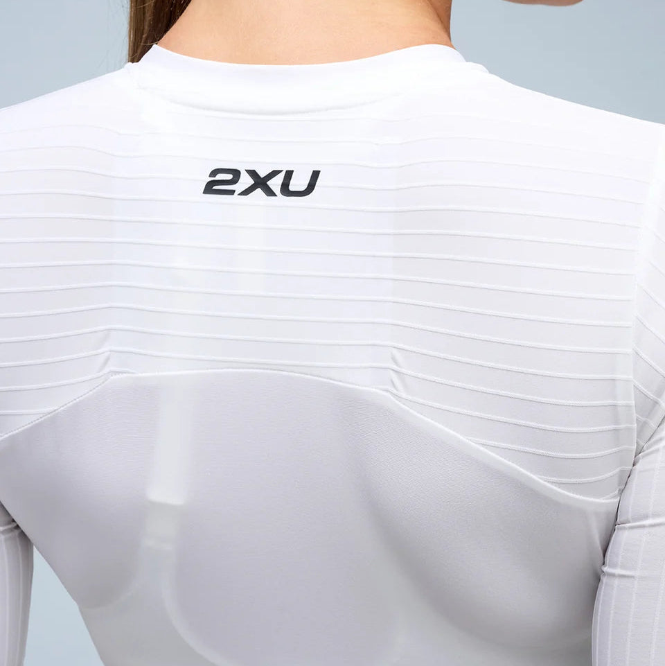 2XU Women's Light Speed React Sleeved Trisuit H27