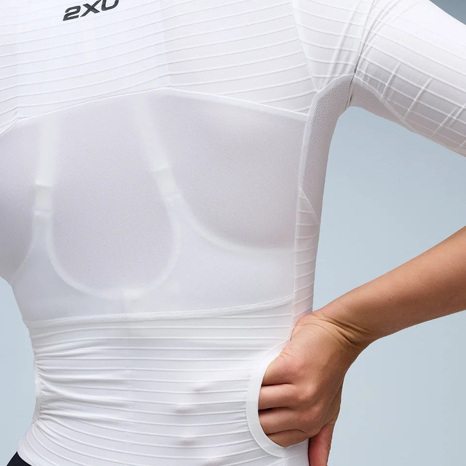 2XU Women's Light Speed React Sleeved Trisuit H27
